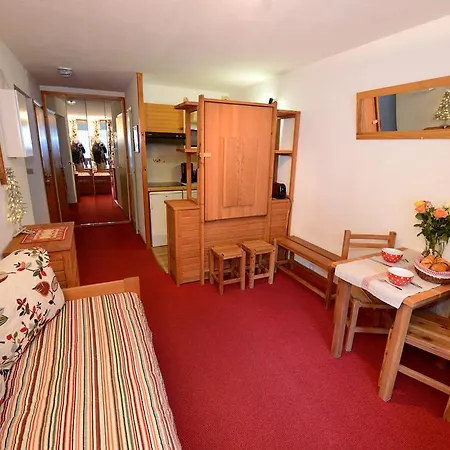 Apartment Lo Toumel *