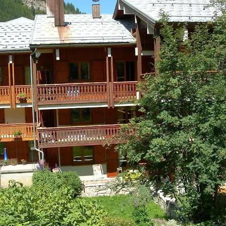 Lo Toumel Apartment *